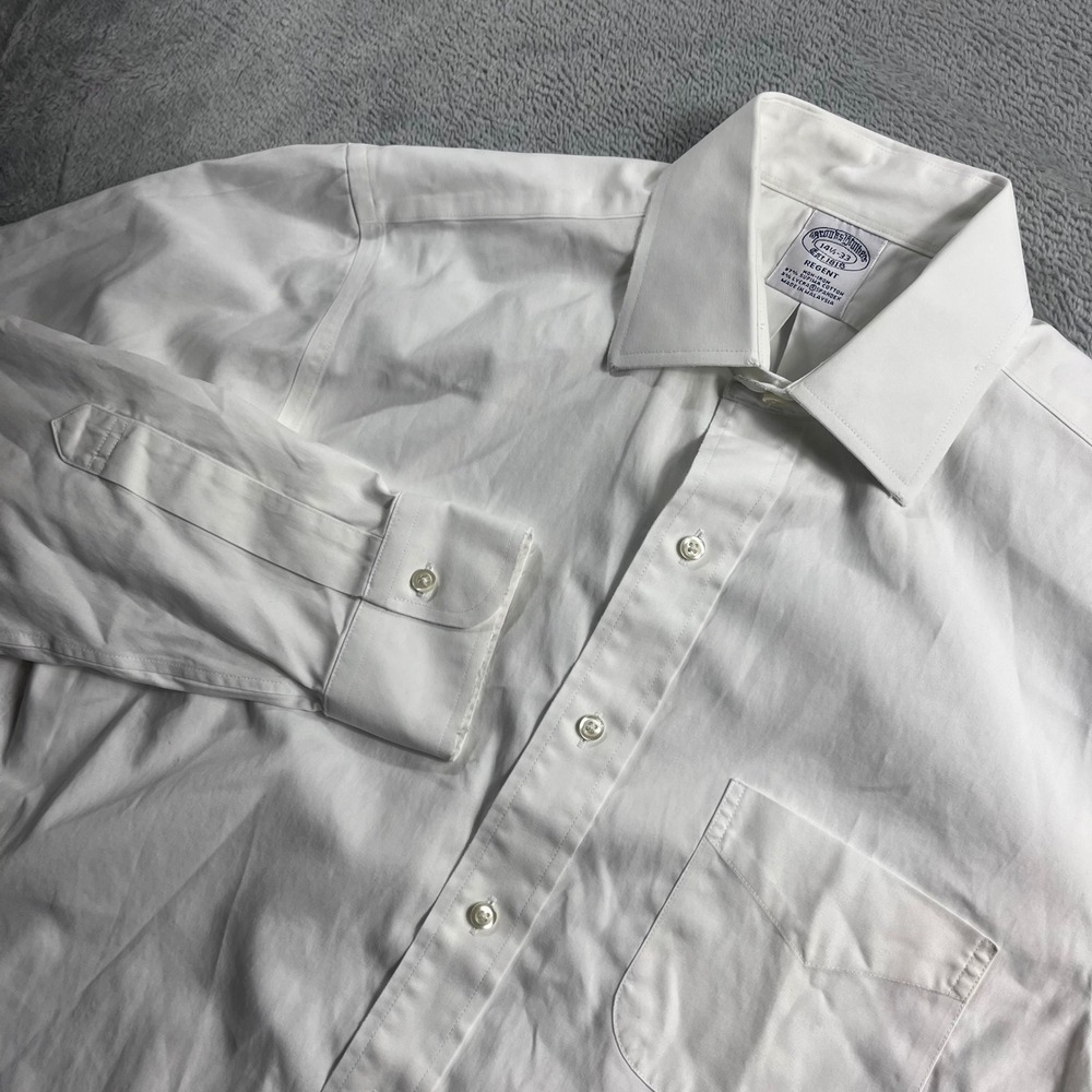 Brooks Brothers Regent Non-Iron Dress Shirt White Supima Cotton 14.5 33 Mens